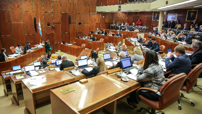 El proyecto minero va camino a la Legislatura y ya genera ruido entre los proveedores