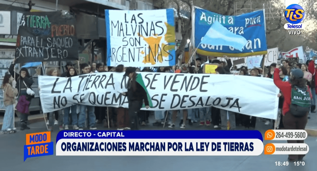 Organizaciones de San Juan salieron a la Plaza 25 de Mayo contra la Ley de Tierras