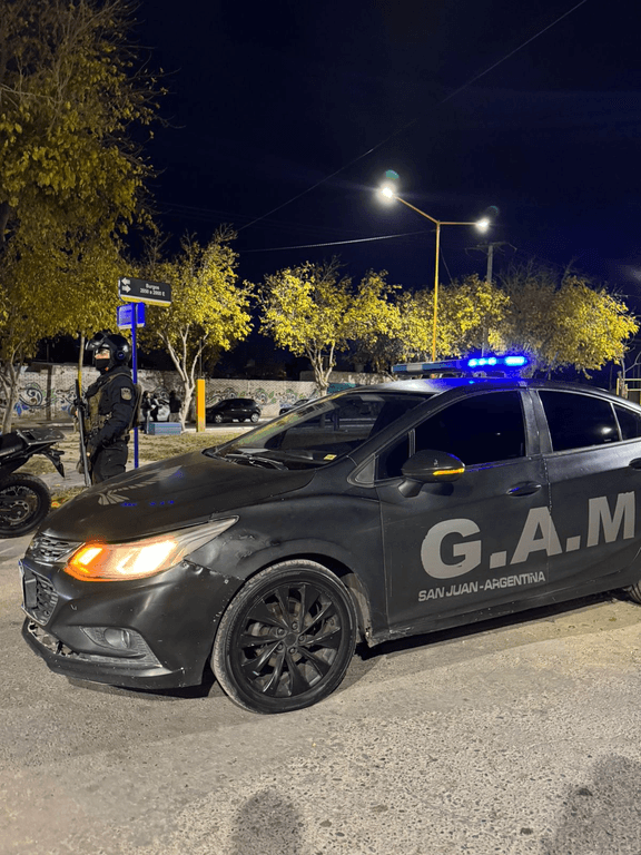 Lo vieron dentro de una casa, huyó en bici y cayó a las pocas cuadras