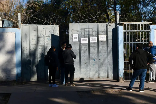 Imputaciones y abordaje escolar tras las amenazas virales en Mendoza