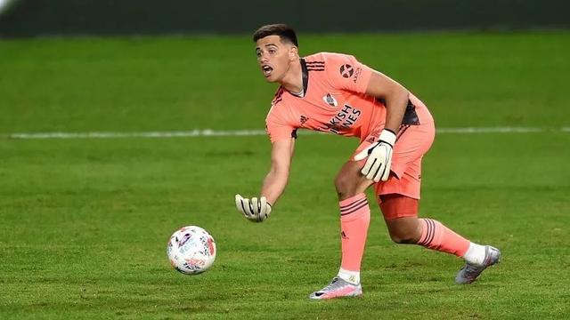 Un equipo del Regional sumó al arquero que debutó en un Superclásico y podría cruzarse con Desamparados