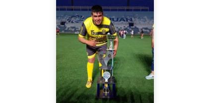 Dolor por la muerte de un joven futbolista tras un accidente doméstico