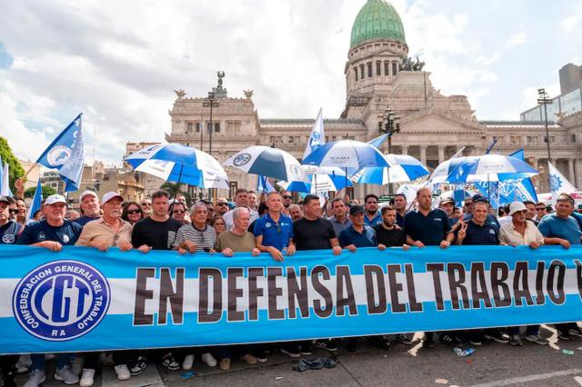 La CGT retoma la protesta y pone en agenda una nueva huelga nacional