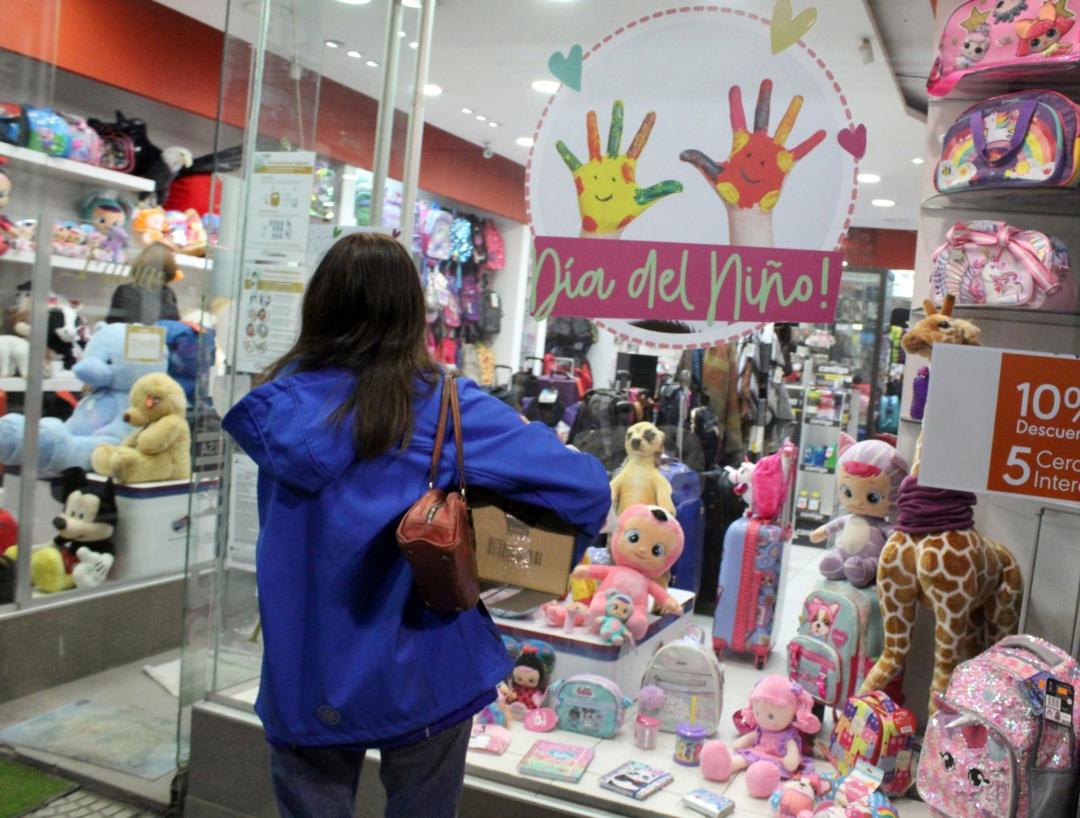 Los comercios de San Juan ajustan estrategias para el Día del Niño y proyectan mayor movimiento