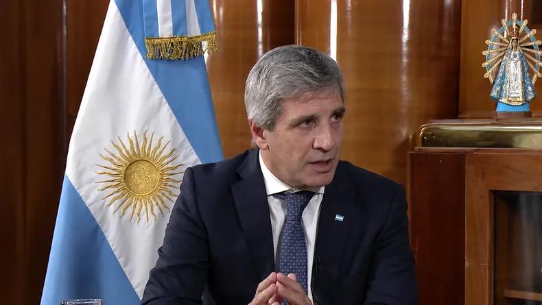 Caputo ratificó el rumbo económico y afirmó que Milei buscará otro mandato en 2027