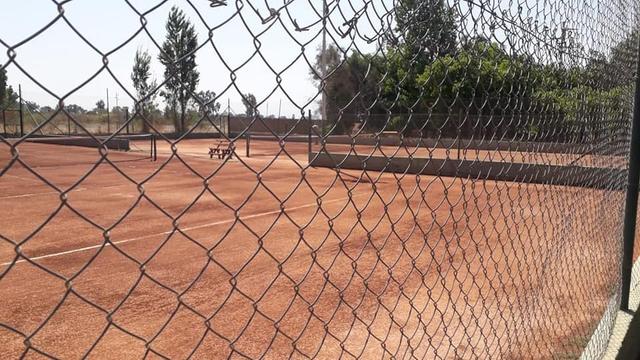 Un podador sufrió una caída en el camping de UDAP y sigue en estado crítico