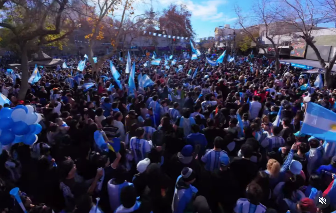 La Plaza 25 explotó con la Selección, pero hubo cuchillos, peleas y 9 detenidos