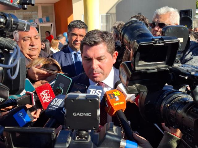 Orrego resaltó avances escolares y afirmó que el acceso a estudiar ya no tiene barreras económicas