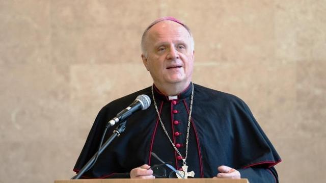 El Gobierno recibió al nuevo nuncio en plena atención por una eventual gira de León XIV