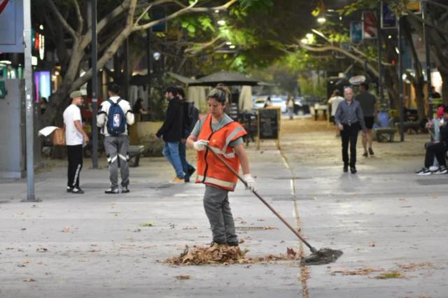 La Capital activará un operativo de mantenimiento en plazas y áreas verdes del norte