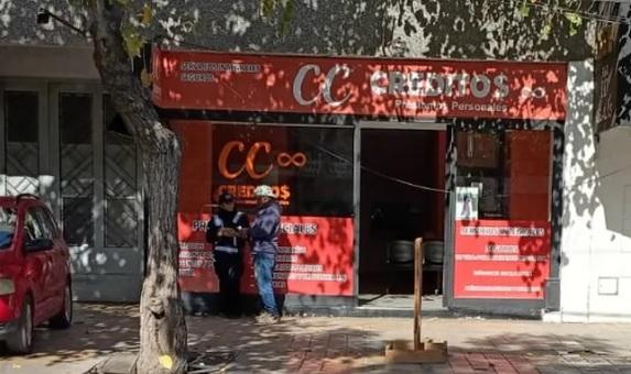 Sospechan de una financiera por vaciar cuentas tras prometer préstamos rápidos