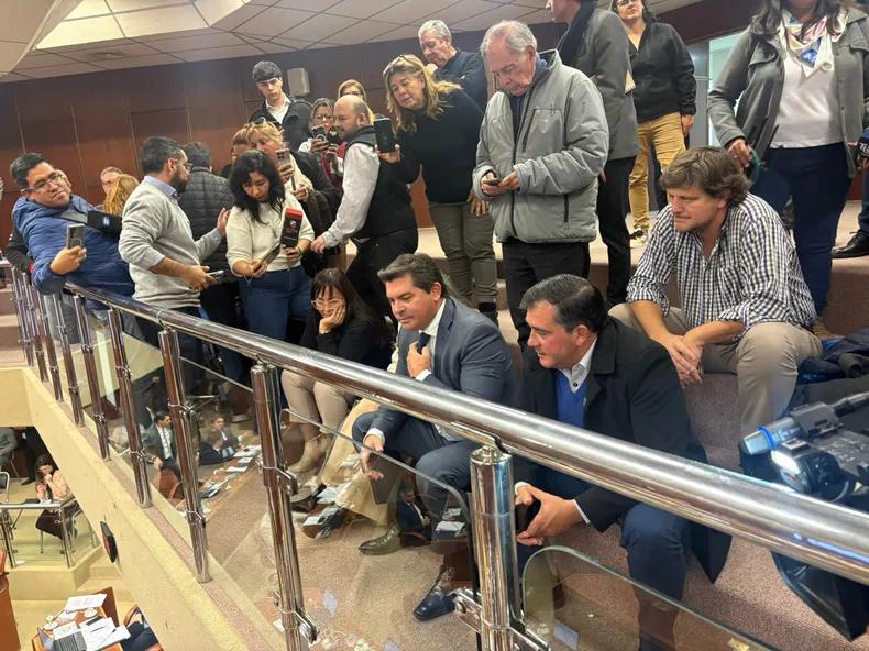 Fuerte respaldo al intendente de Angaco tras el cruce en Diputados