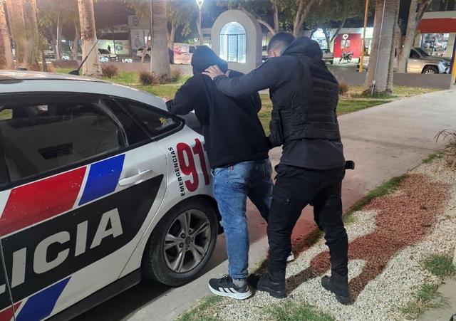 Operativos policiales dejaron más de 30 aprehendidos y recuperaron dos motos robadas