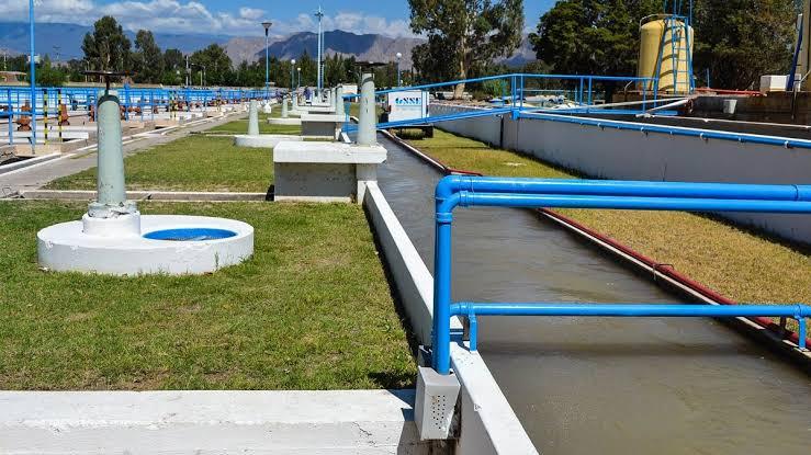 Obras Sanitarias activó un operativo preventivo por las ráfagas en San Juan