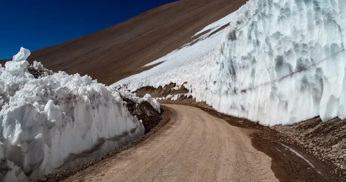 El Paso de Agua Negra volvió a abrir y todavía no le ponen fecha al cierre