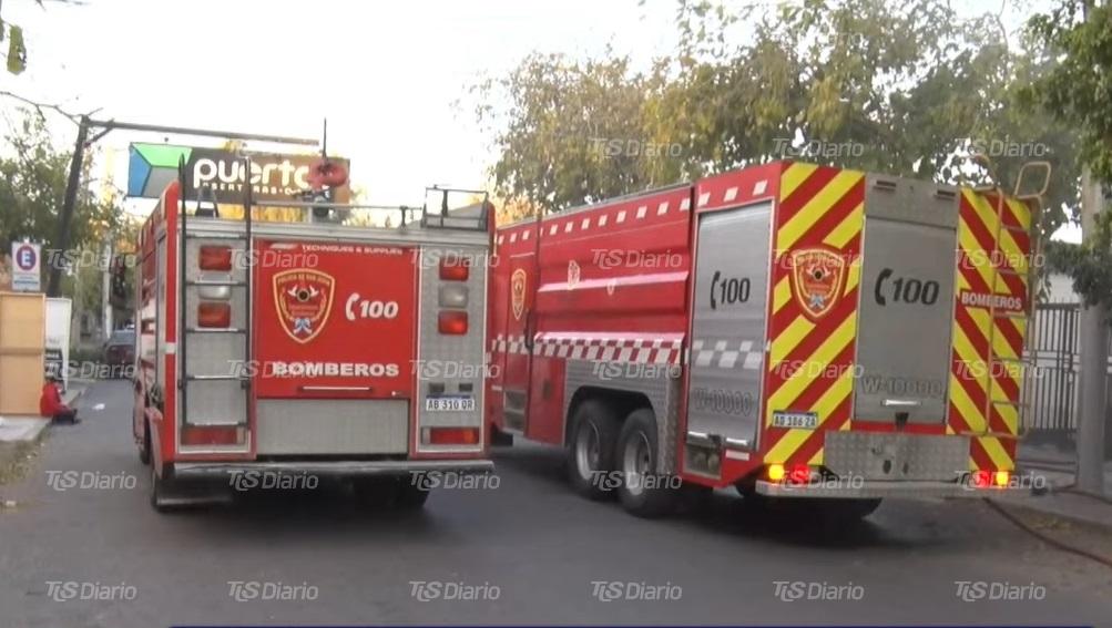 Un incendio en una vivienda de Capital activó un operativo en una zona céntrica