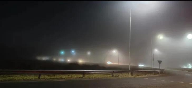 Una densa niebla afectó a San Juan y dejó la visibilidad en 100 metros