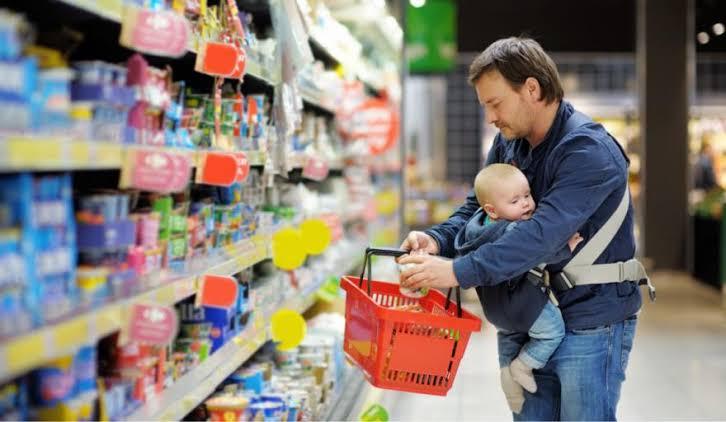 Criar a un chico ya cuesta más de medio millón: la canasta no afloja en junio