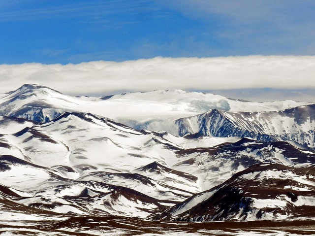 Alta montaña y glaciares reabren el debate sobre grandes proyectos mineros en la frontera andina