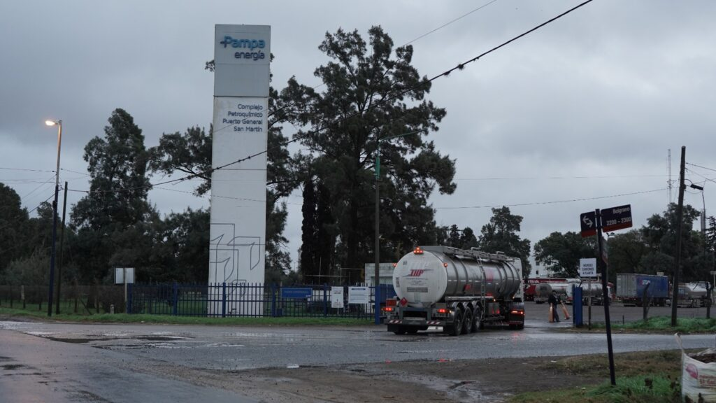 Pampa Energía bajó la persiana en su histórica planta de caucho de Puerto San Martín