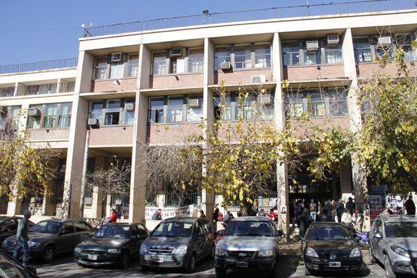 Un condenado a 21 años vuelve a juicio por presuntos abusos contra dos menores