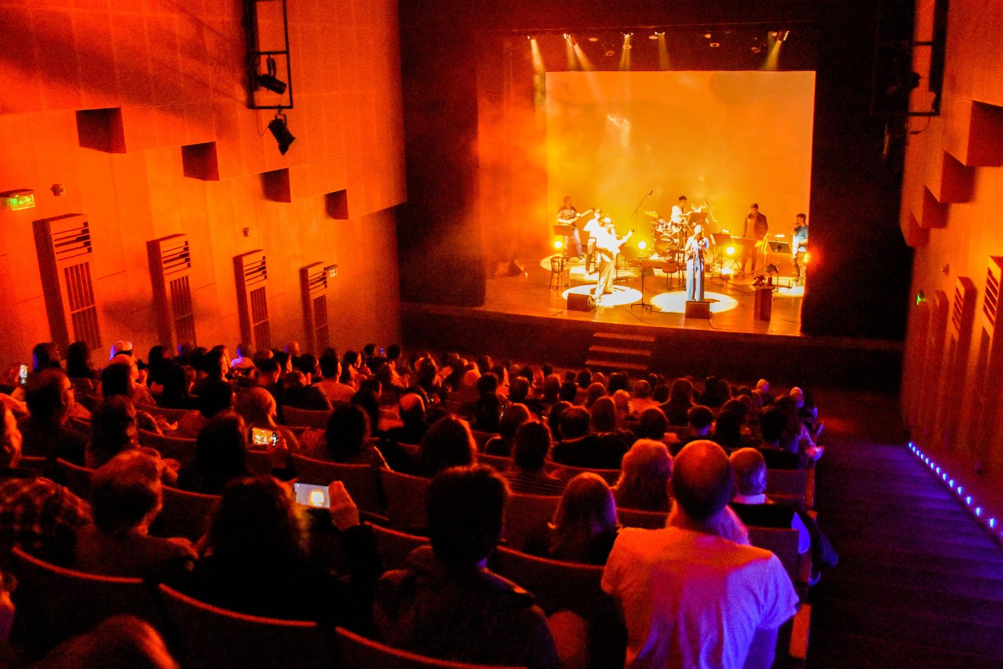 Arte, música y teatro copan San Juan en un finde a pleno
