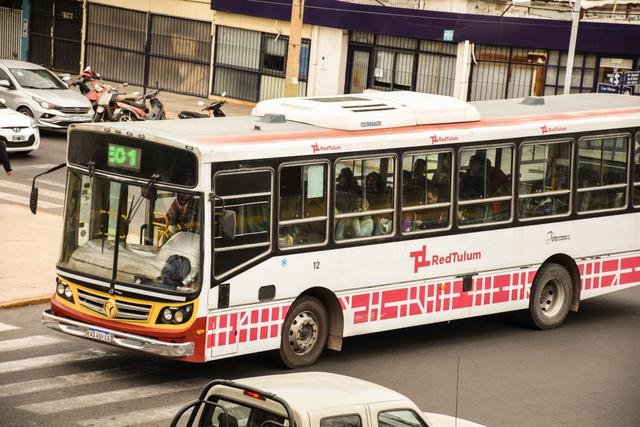 Piden consultar apps de transporte para verificar horarios durante el receso invernal