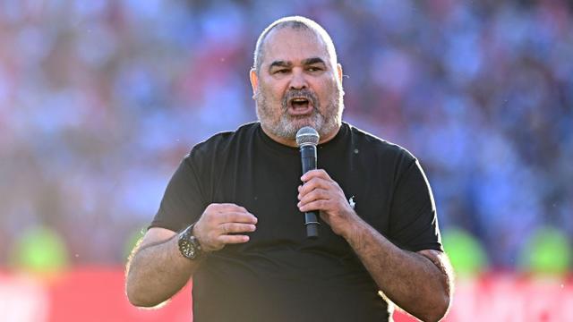 Chilavert replicó a Dugarry tras sus críticas a Paraguay y desató ردacción en X
