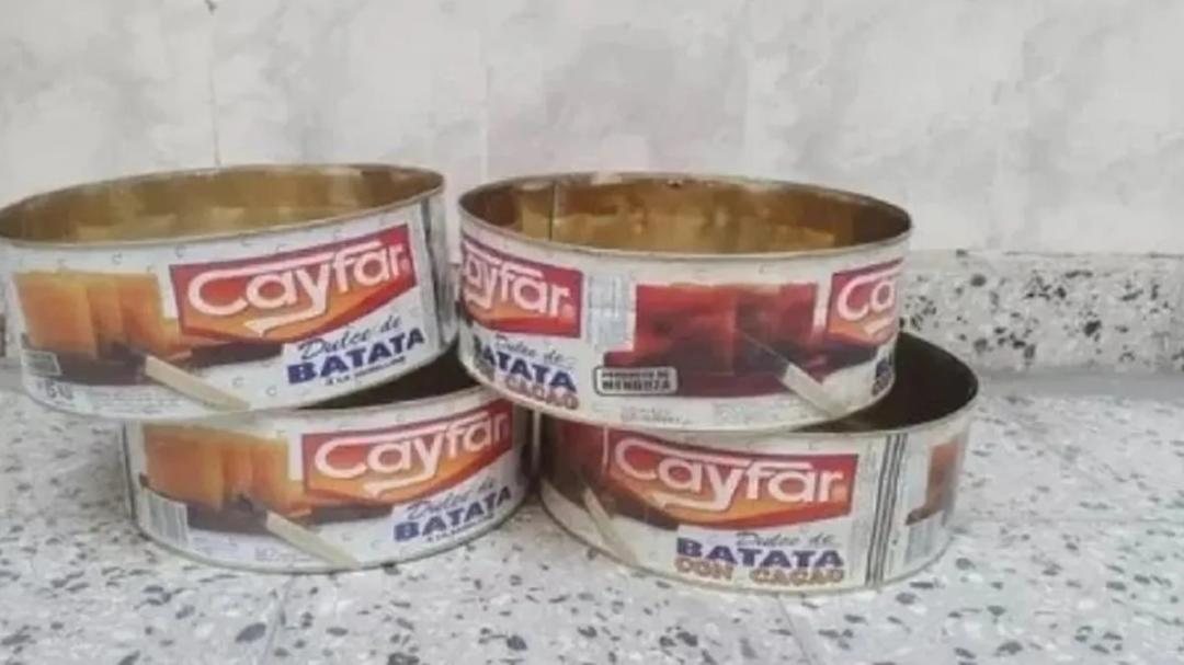 Especialistas desaconsejan reutilizar latas antiguas como recipientes de horno