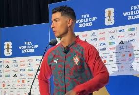Cristiano metió dos goles y cortó en seco una consulta sobre Messi