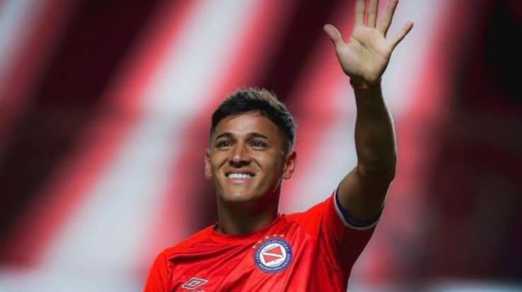 Boca encamina la llegada de Leandro Lozano como primer refuerzo de Arruabarrena