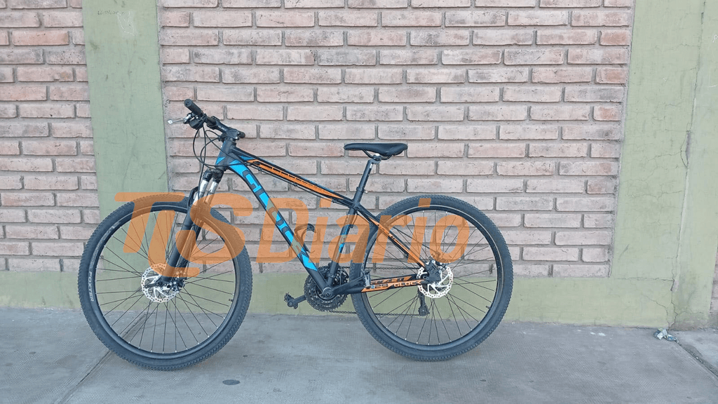 Una bicicleta robada derivó en corridas, forcejeos y una liberación ordenada por la Justicia en Rawson
