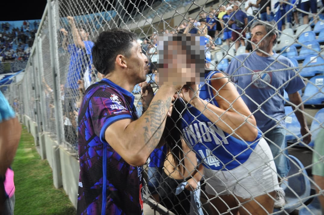 Una denuncia por violencia de género involucra al futbolista sanjuanino que fue viral por su pedido de matrimonio
