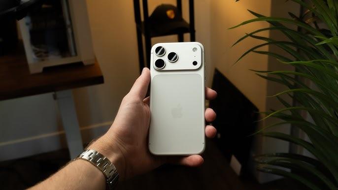 Le robaron un iPhone de alta gama desde una camioneta estacionada en calle Larraín