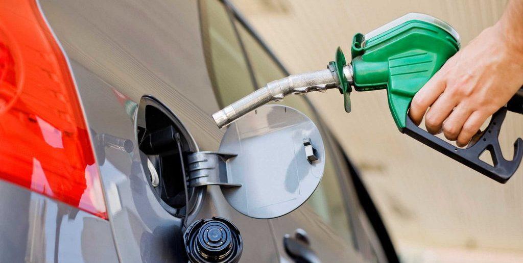 La venta de combustibles volvió a aflojar y ya suma tres meses en rojo