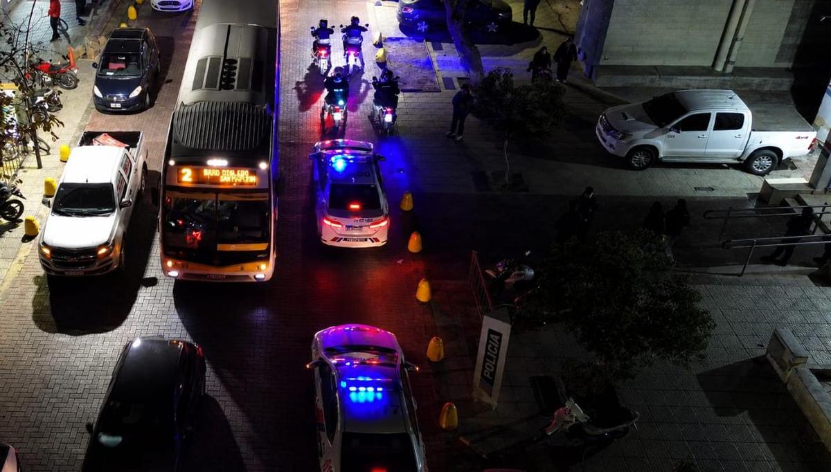 La Policía de San Juan aprehendió a 121 personas en un amplio operativo preventivo