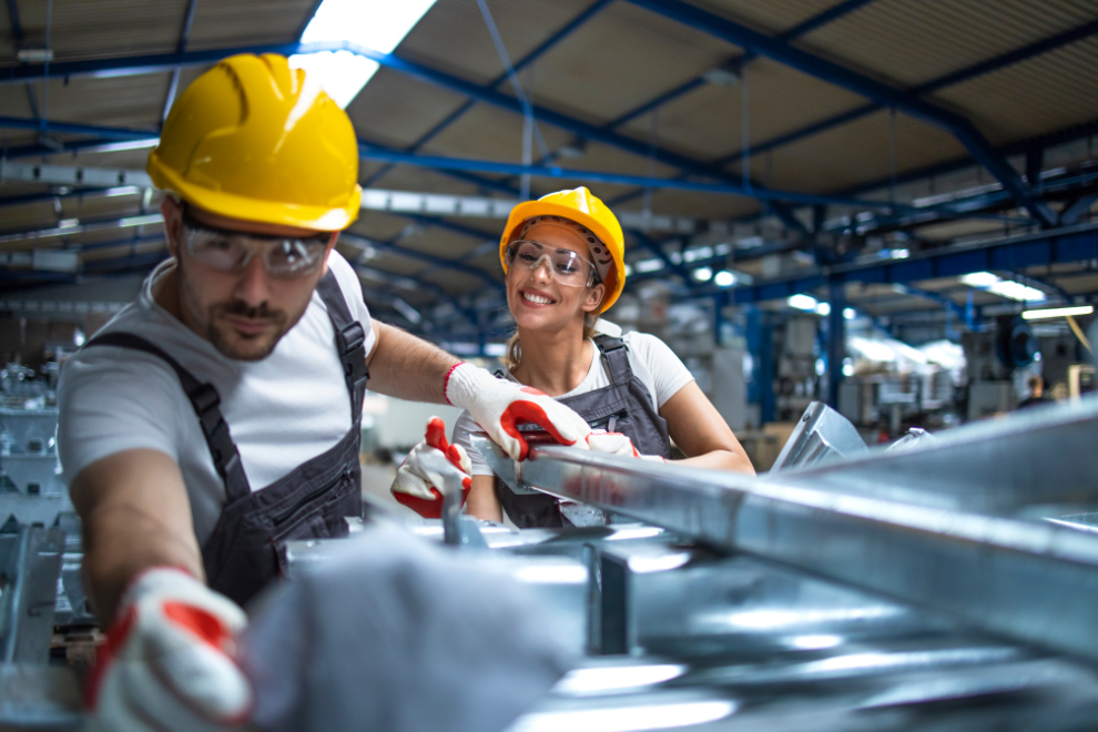 La producción fabril mejoró en junio, pero el semestre sigue en rojo