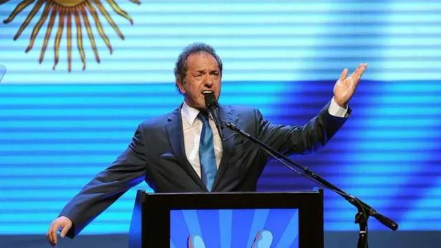 Intento de robo a Daniel Scioli: un ex custodio lideró el asalto con máscaras de payaso y fue detenido