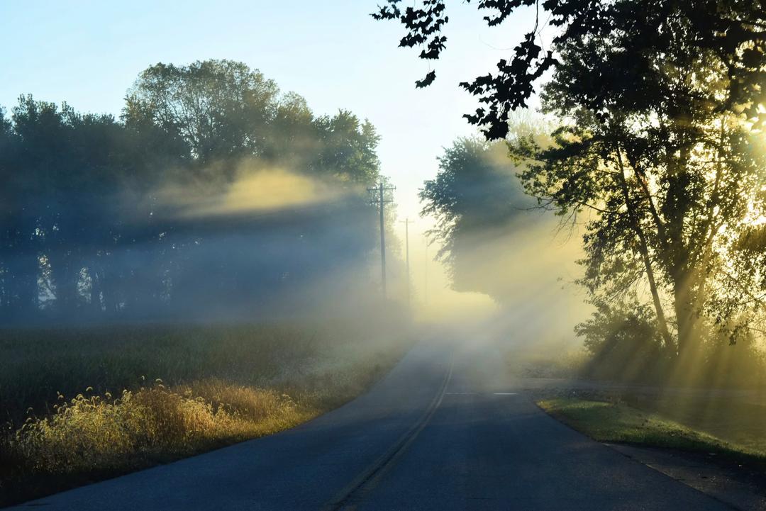 Antes del Zonda, una densa neblina sorprendió a los sanjuaninos y redujo la visibilidad
