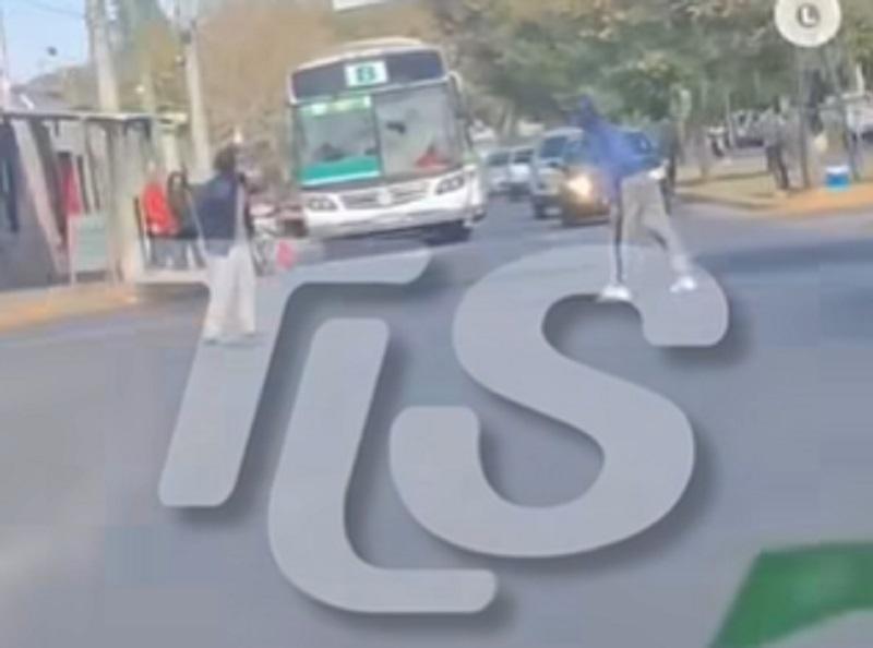 Feroz pelea entre trapitos desató una escena de pura tensión en Capital
