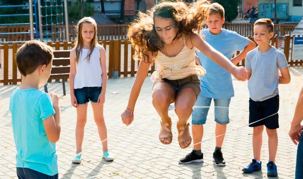 Lanzan una campaña para que los chicos vuelvan a jugar con juguetes y dejen las pantallas