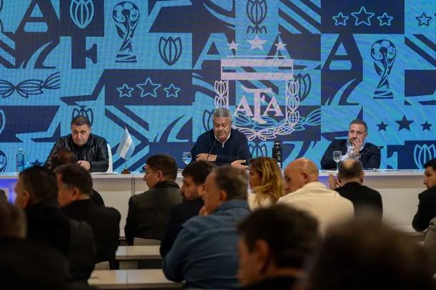 La AFA fijó el 15 de julio como jornada de homenaje a las selecciones argentinas
