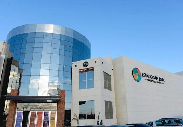 Un centro comercial de San Juan cerrará a las 15 y retomará la atención el lunes por la final del Mundial