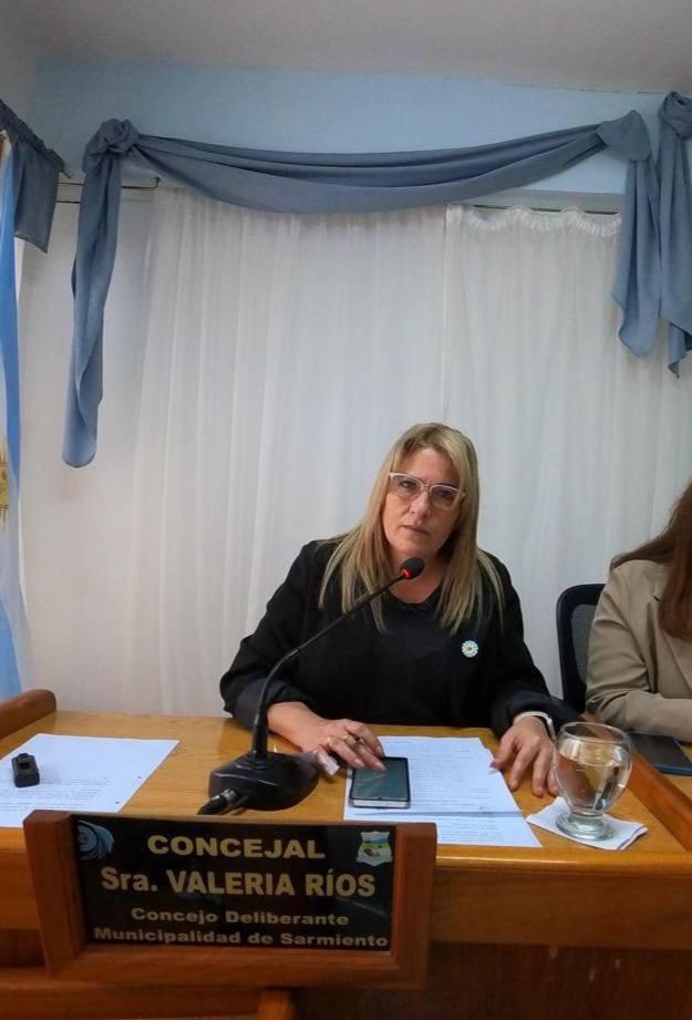 Fernández y Ríos cuestionan la suspensión y acusan al Concejo de actuar sin base legal